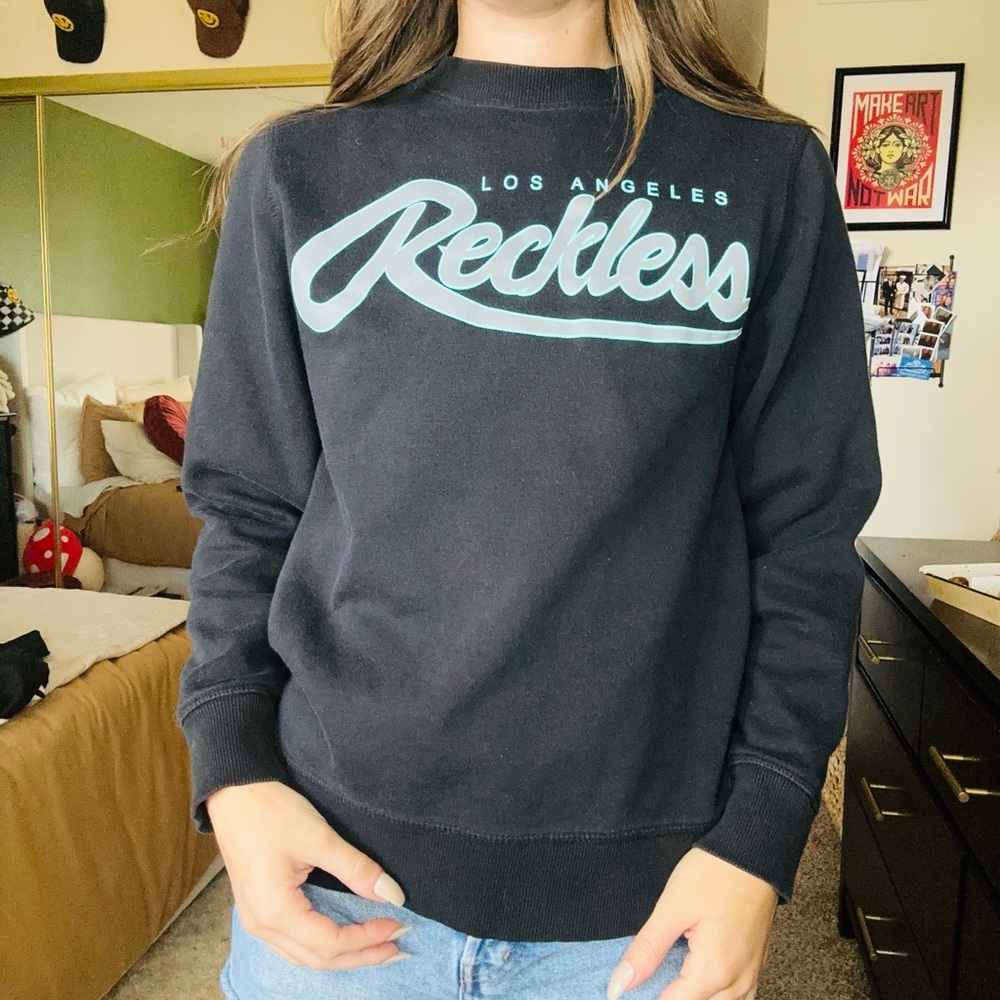 Young & Reckless Crewneck Sweatshirt S